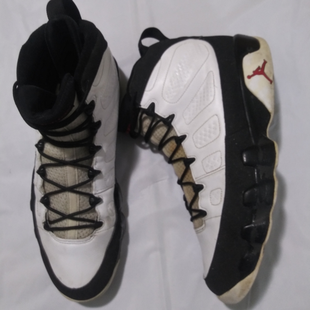Air Jordan Retro 9 'Countdown Pack' (CDP). SIZE 13.